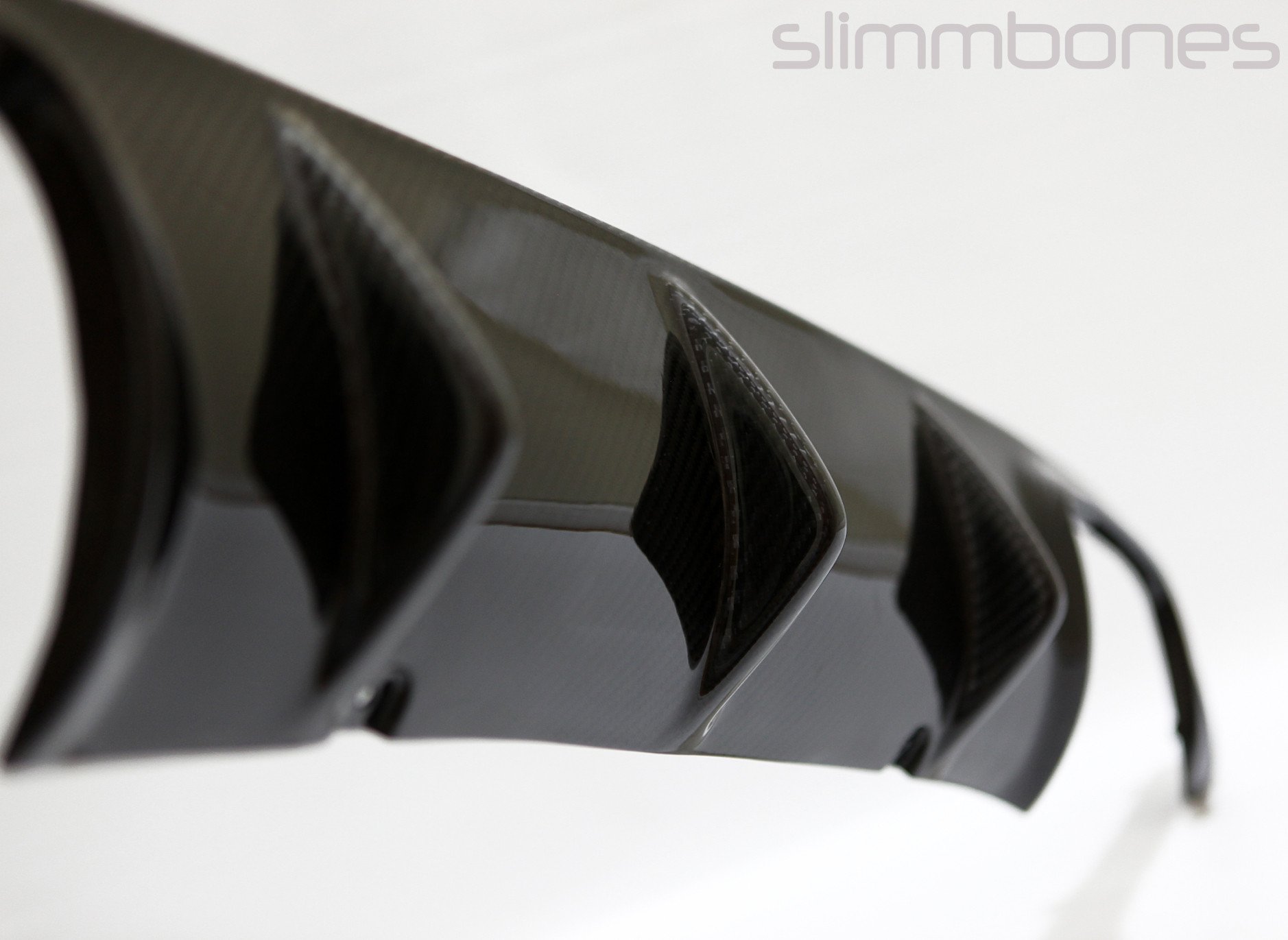 BMW E39 M5 97-03 "Finned" Rear Diffuser by Slimmbones